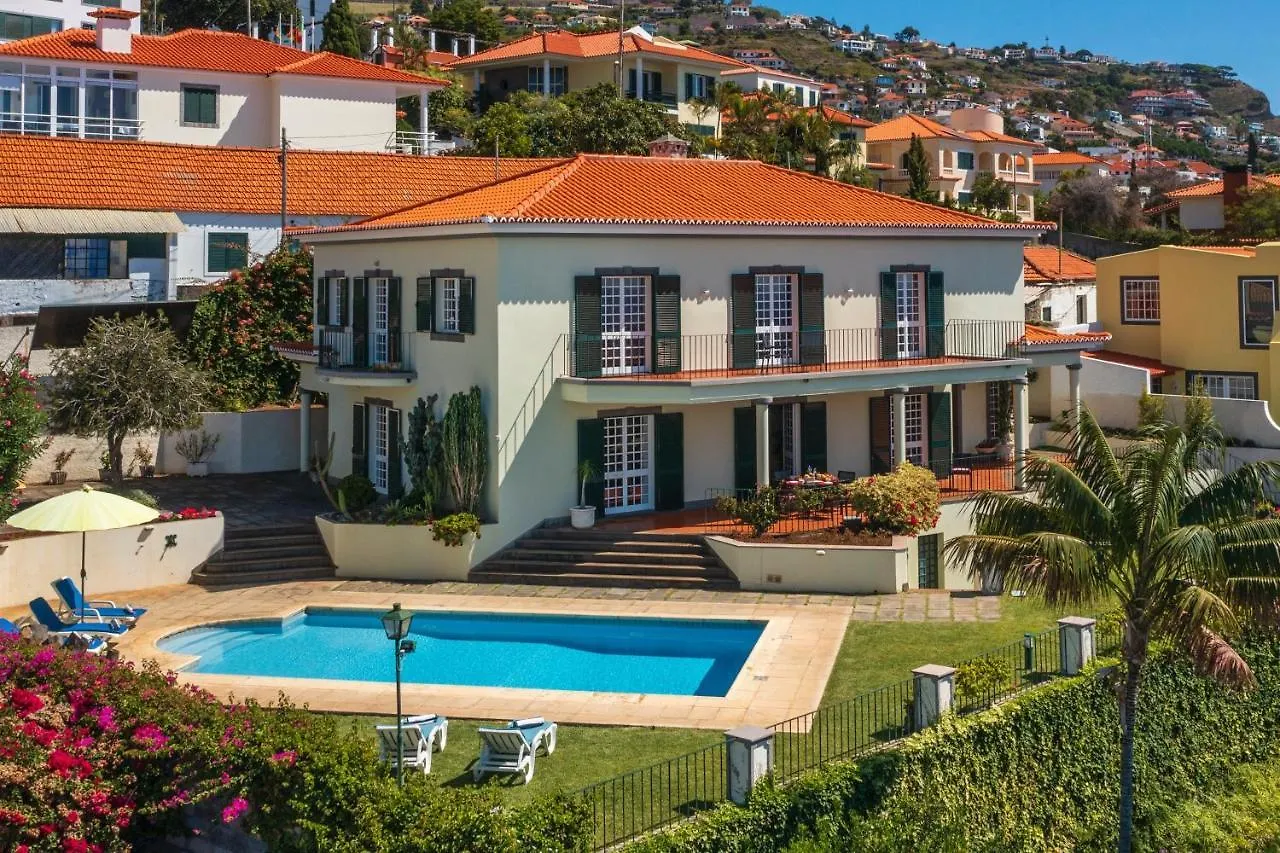 Ourmadeira - Villa Vista Sol, Grand Traditional Funchal