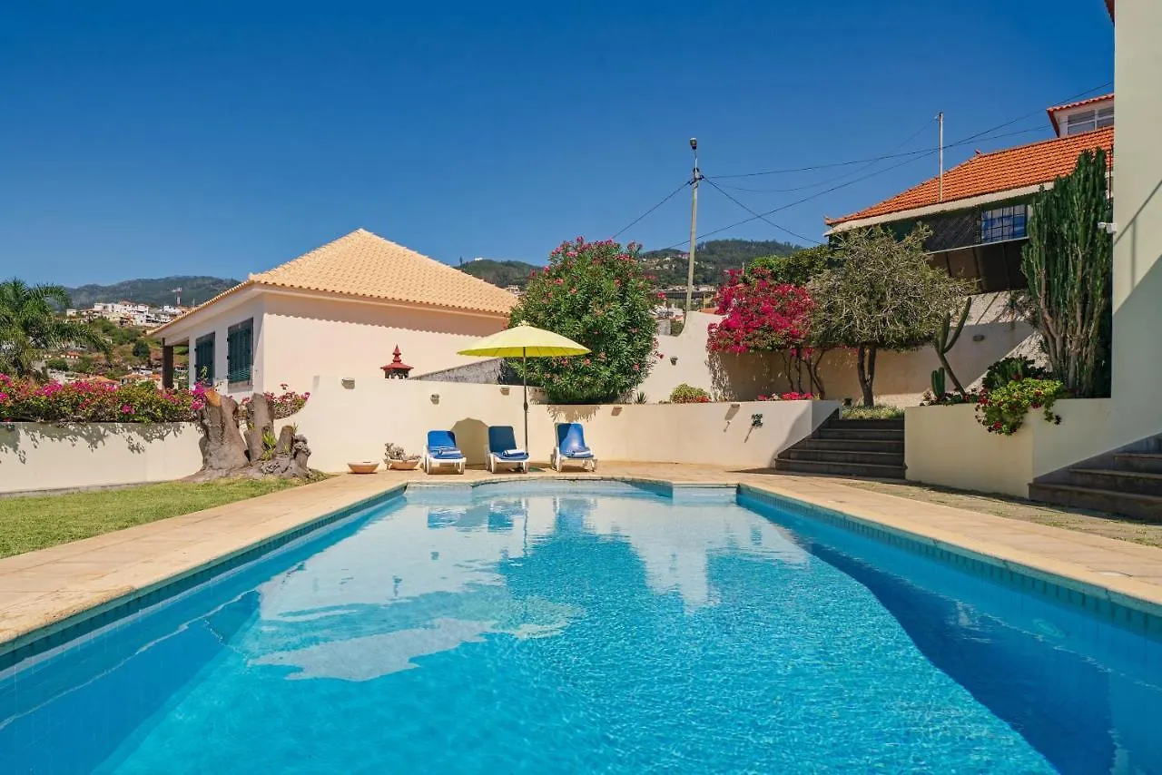 Ourmadeira - Villa Vista Sol, Grand Traditional Funchal